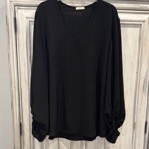 JODIFL Black V-Neck Blouse